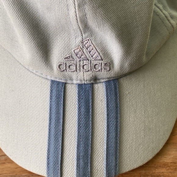 Adidas junior hat 100% cotton - Picture 2 of 4